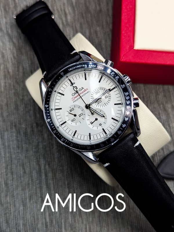 Omega Speedmaster Moonwatch Professional white dial black belt