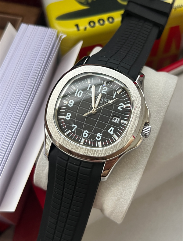 Patek Aquanaut Belt Full Black Non Chrono