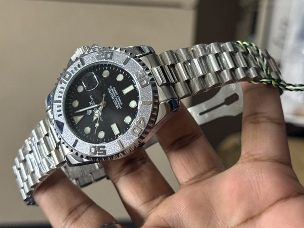 ROLEX YACHT MASTER CHAIN SWEEP SILVER BLACK