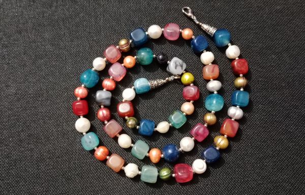 27 inch Long Pearl & stone combination Neckpiece