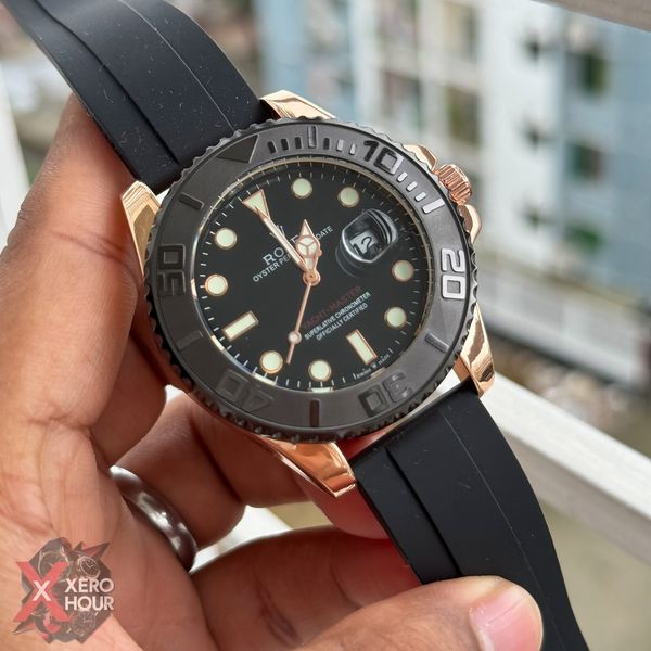 Rolex Yacht Master | Silicon Strap | Rose gold with black dial bezel