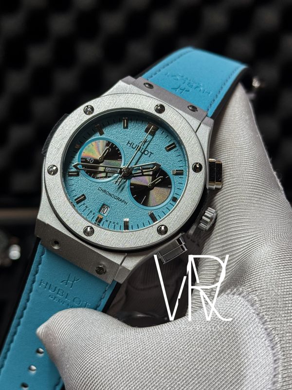 HUBLOT CLASSIC FUSION SKY BLUE BELT