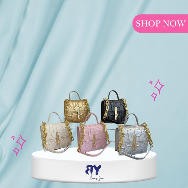 Women’s Fashion Flap Lock Square Chain Shoulder Bag – Elegant Crocodile Pattern Tote Bag | Plain Color Flip Cover Design