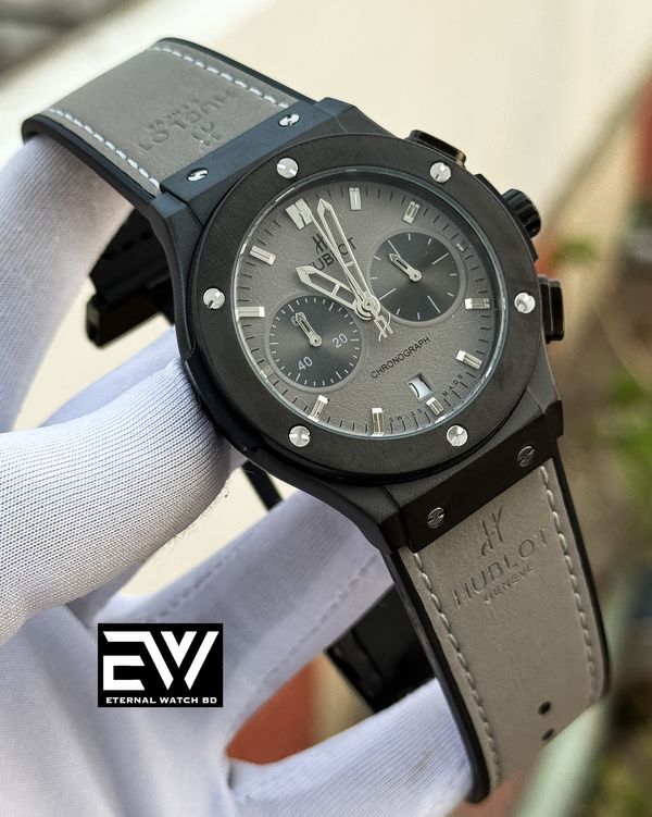 HUBLOT CLASSIC FUSION GRAY VELVET BELT BLACK CASE GRAY DIAL