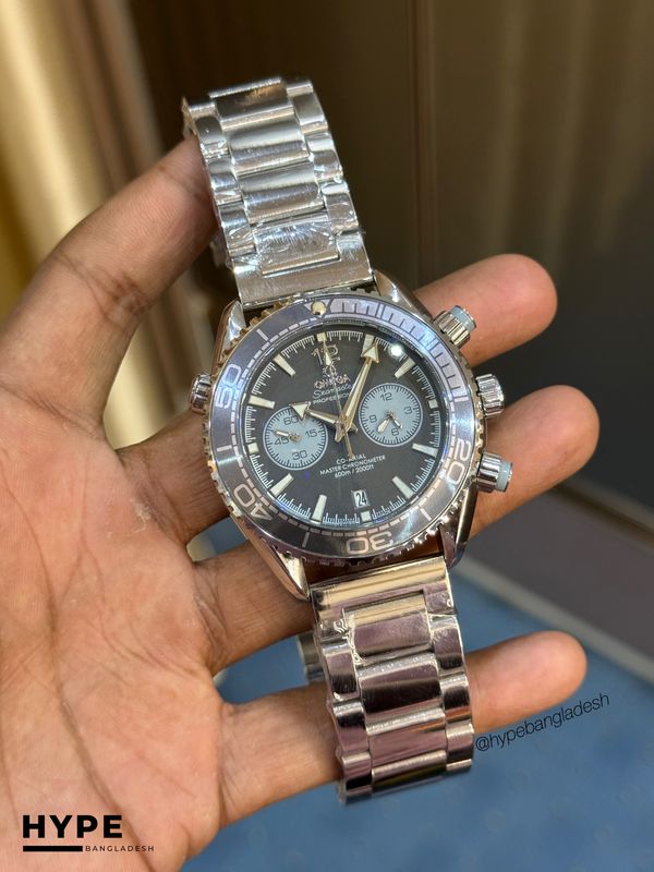 Omega Seamaster Quartz Chronograph (Ash Dial)
