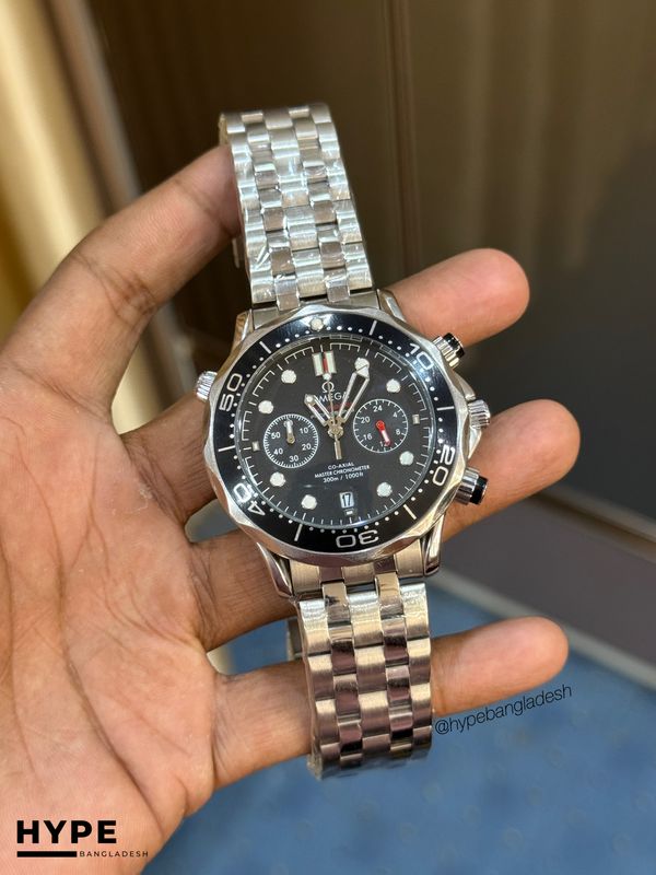 Omega Seamaster Quartz Chronograph (Black Dial)