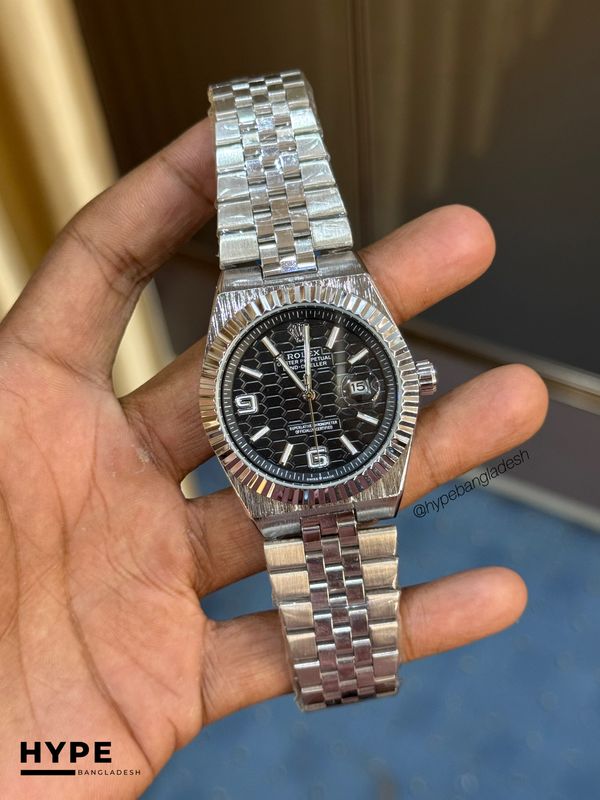 R0LEX Land Dweller Quartz (Sweep Movement)