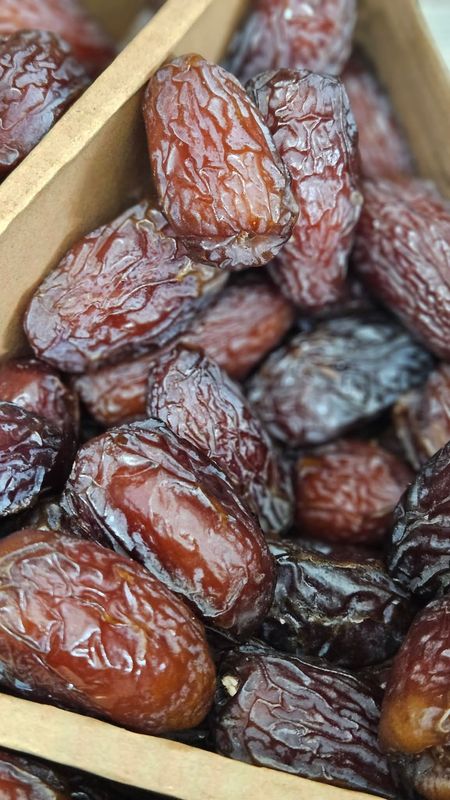 Medjul Super Jumbo Dates -500gm