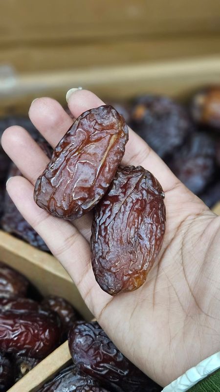 Medjul Super Jumbo Dates💁‍♀️-1kg