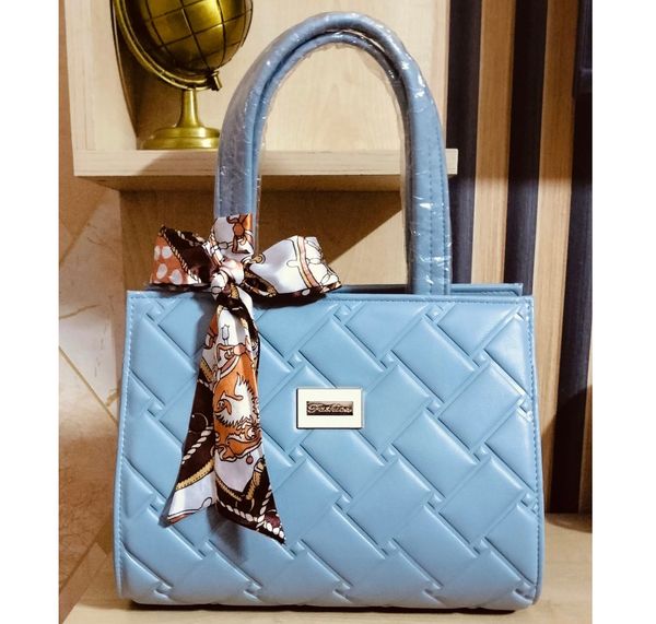 Fashionable Ladies Luxury Bag