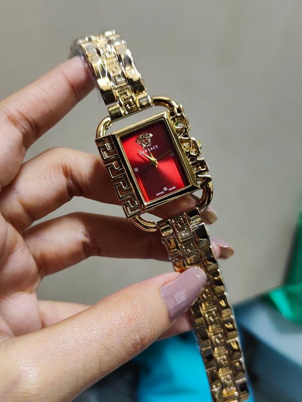 VERSACE SQUARE GOLDEN RED DIAL