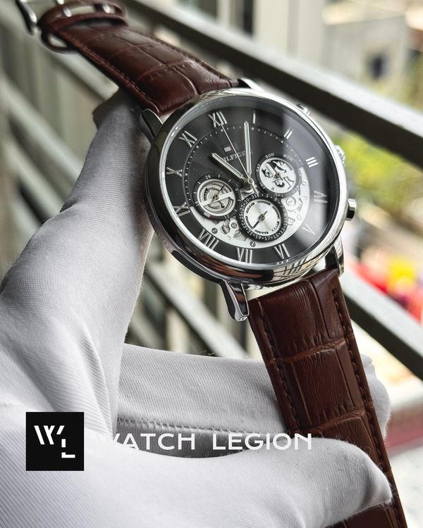 HILFIGER LEATHER BROWN BELT BLACK DIAL