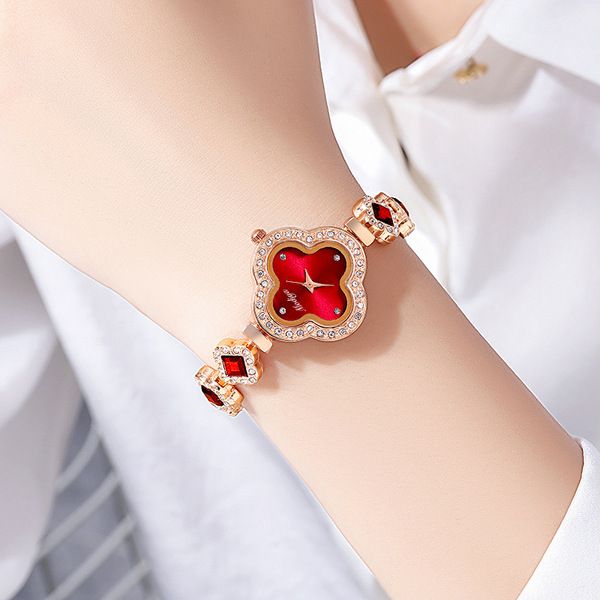 Four-leaf Clover Bracelet Watch