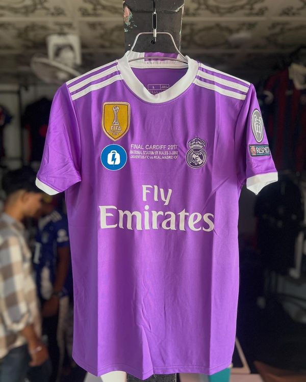 Real Madrid 2016/17 away jersey