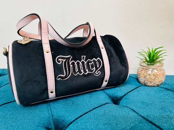 JUICY COUTURE BARREL BAG