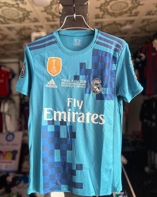 Real Madrid 2017-2018 teal third jersey