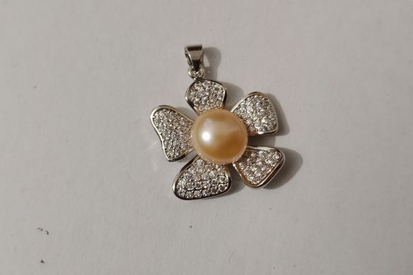 Pearl Locket