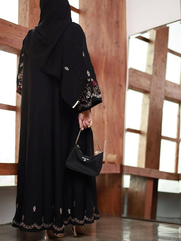 New Most Demanding Embroidery Borka - Image 3