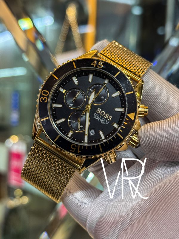 BOSS MESH V2 GOLDEN BLACK DIAL