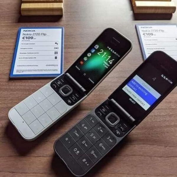 Nokia 2720 Vietnam