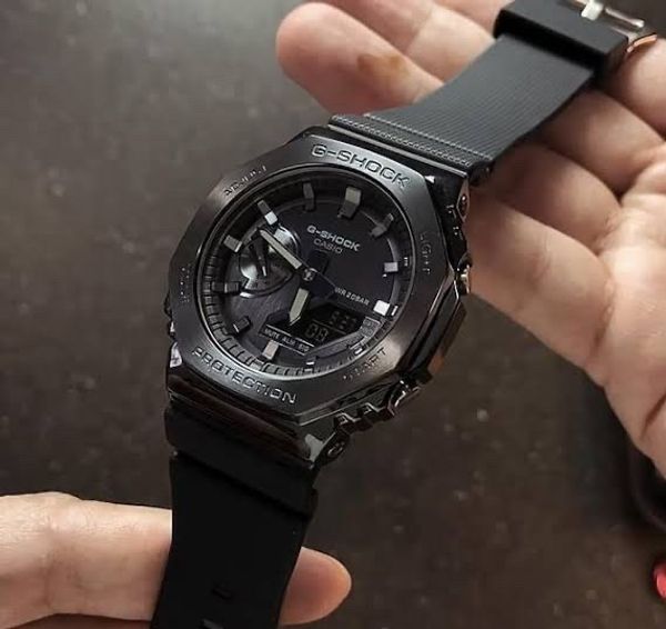 GSHOCK GM 2100 FULL BLACK METAL BODY (FA)