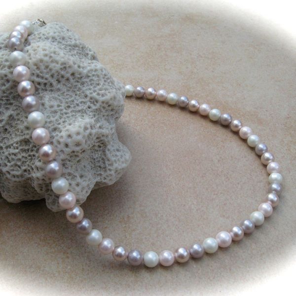 Fresh water pearl multicolor One layer necklace for women