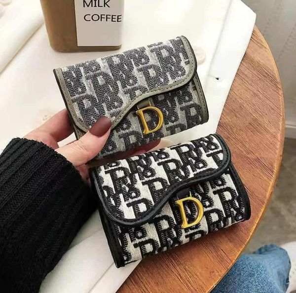 🌷✨ Taking Order's Dior Mini Walet 🌷✨
