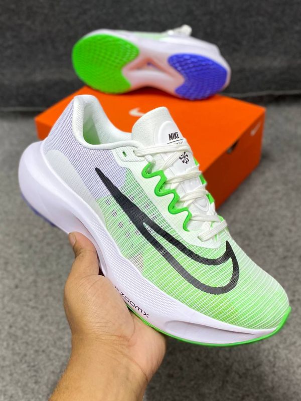 Nike Zoom Fly 5 Running Shoes