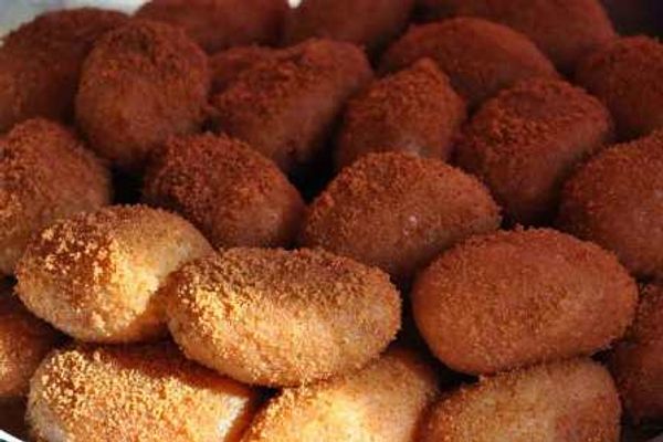 পোড়াবাড়ি চমচম