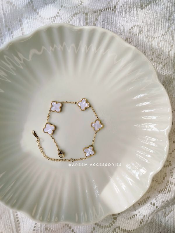 Clove Bracelet (White)