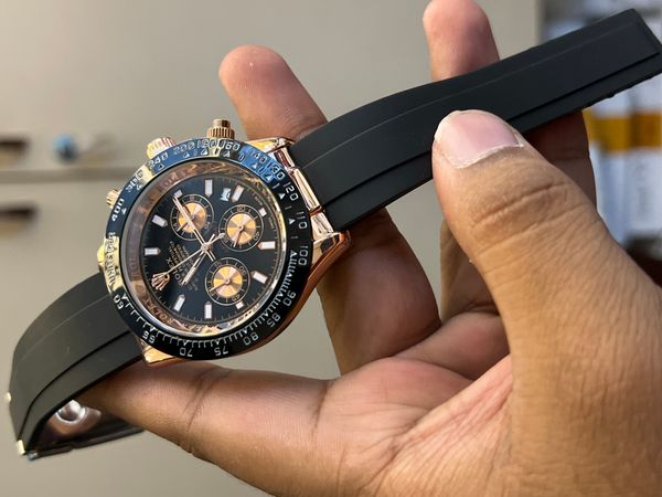 ROLEX DAYTONA FIBER BELT ROSE GOLD SIMPLE DIAL