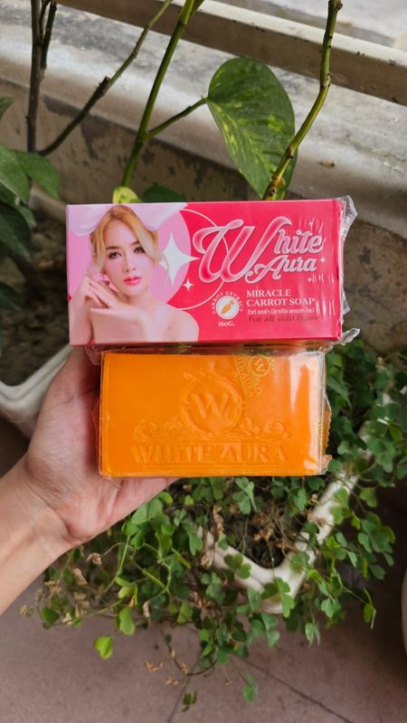 White Aura Miracle Carrot Soap