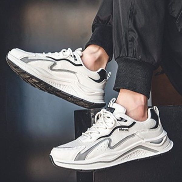 Breathable Sports Shoes