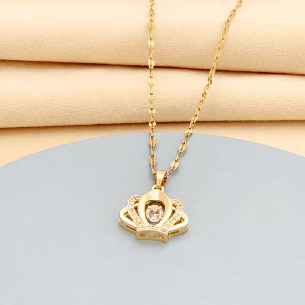 Crown Necklace — Regal Elegance