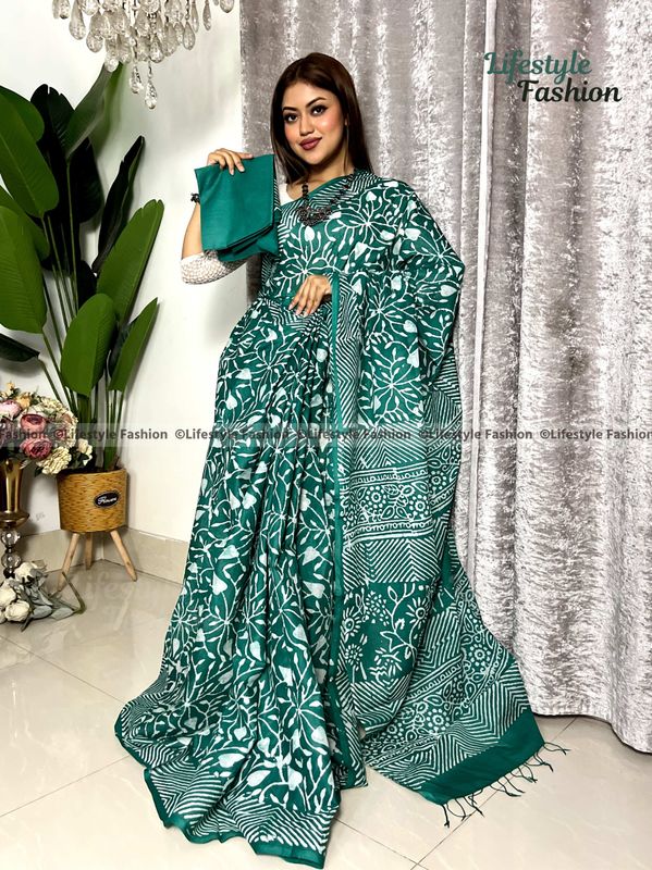 প্রিমিয়াম কোয়ালিটি কটন আরামদায়ক ভেজিটেবল বাটিক শাড়ি (LFS-25-67)
