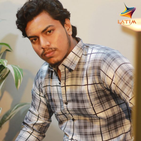 প্রিমিয়াম কটন চেক শার্ট।