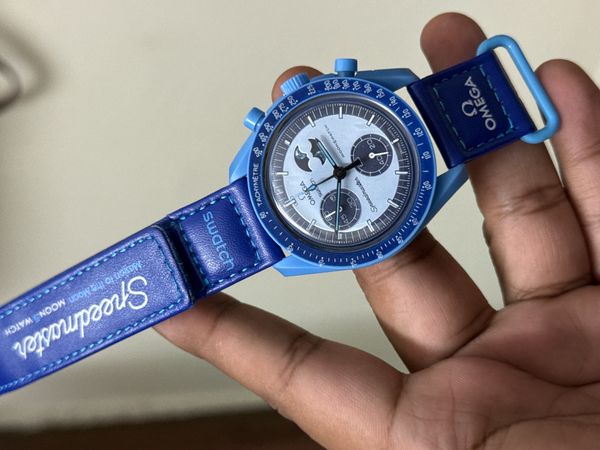 SWATCH X OMEGA MISSION TO THE SUPER BLUE MOONPHASE