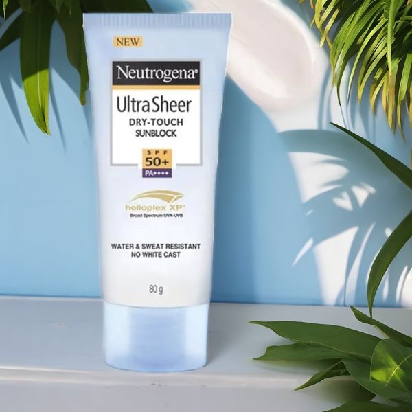 Neutrogena Ultra Sheer Sunscreen SPF 50+ | Broad Spectrum UVA/UVB | Blue light protect | No White Cast | Water resistant, Ultra light & Non sticky | Oily, Dry & Sensitive Skin