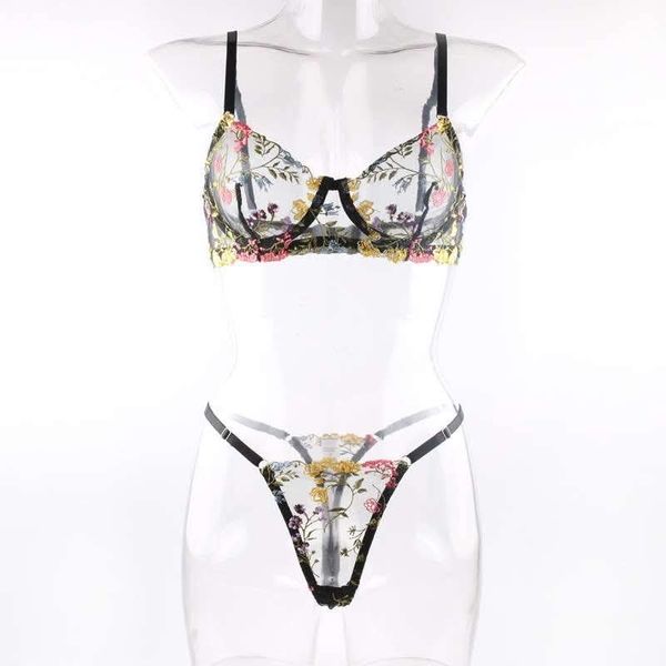 Elegant Floral Embroidered Lingerie Set - Image 9