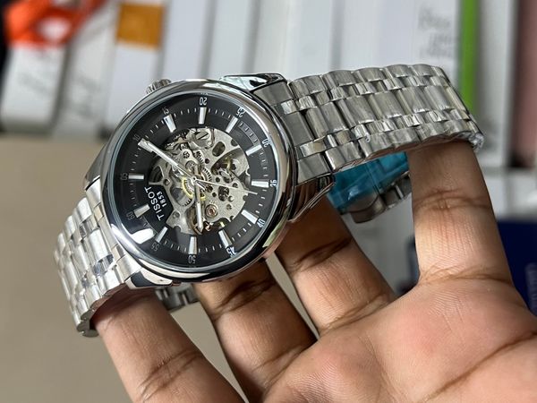 TISSOT AUTO CHAIN BLACK DIAL
