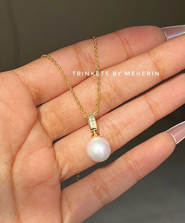 Diamond cut pendant