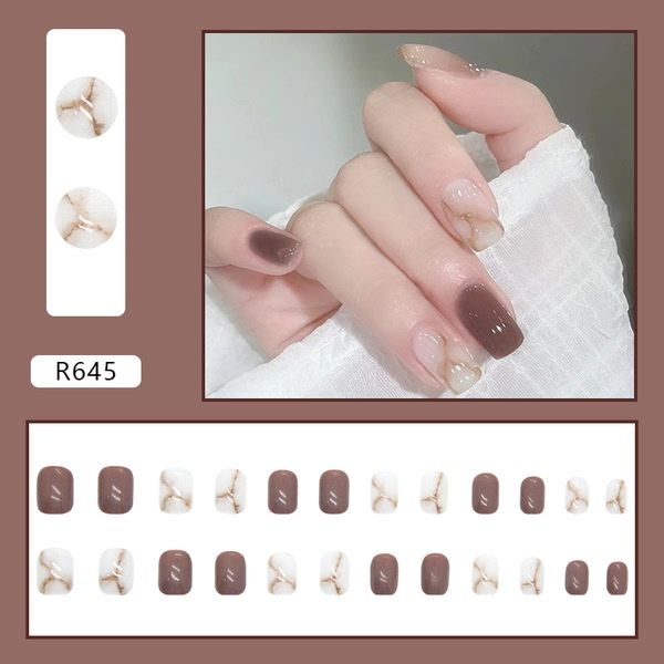 24 pieces fake nail set