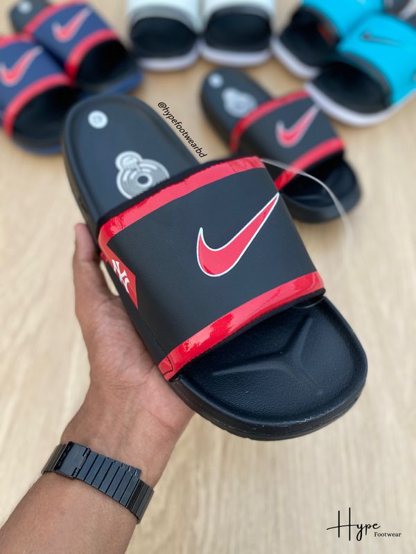 Nike Offcourt New York Yankees (Black-Red)