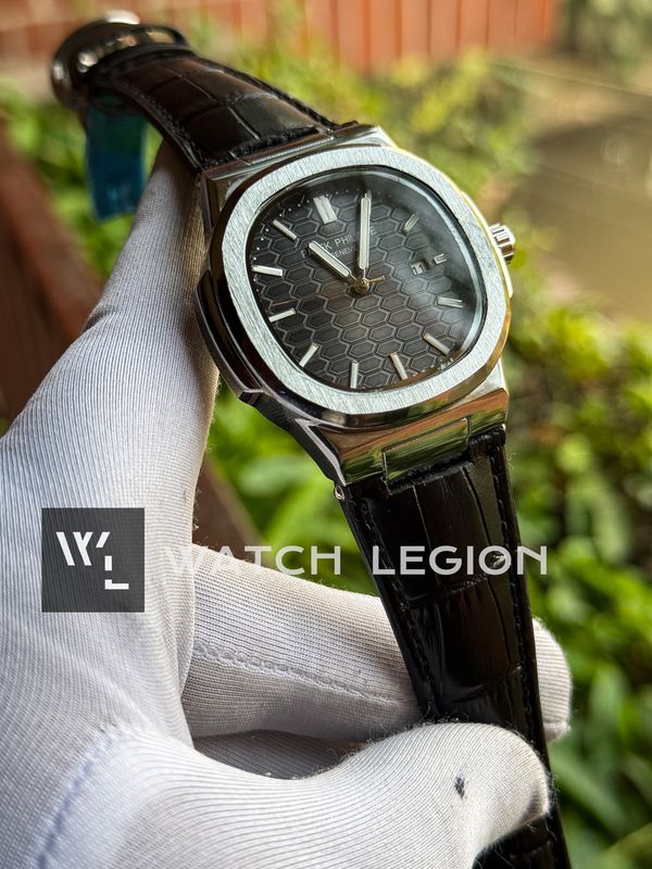 PATEK NAUTILUS HONEYCOMB BLACK BELT BLACK DIAL SWEEP