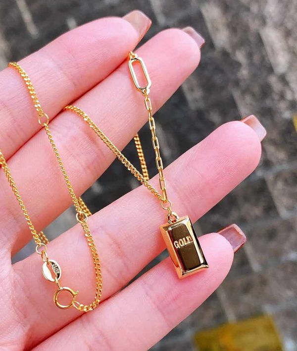 20k Gold Bar Pendant