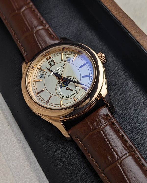 Patek Phillippe Quartz Watch White