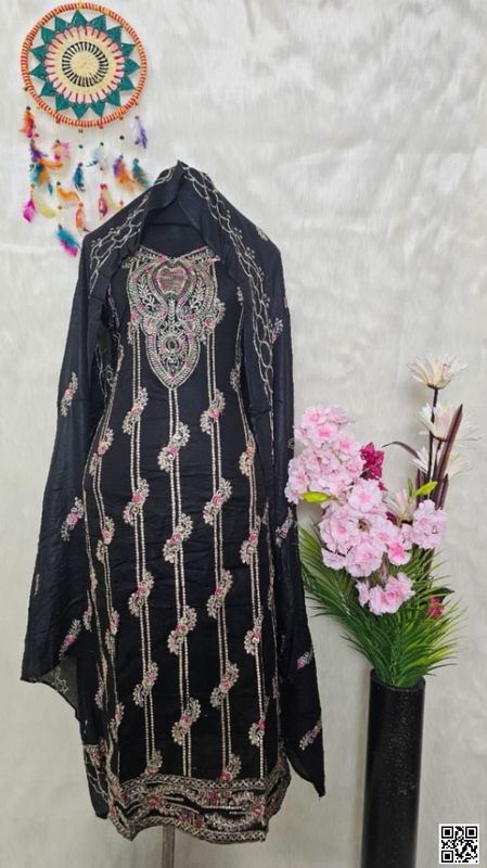 সেমি-স্টিচ আনারকলি গাউন