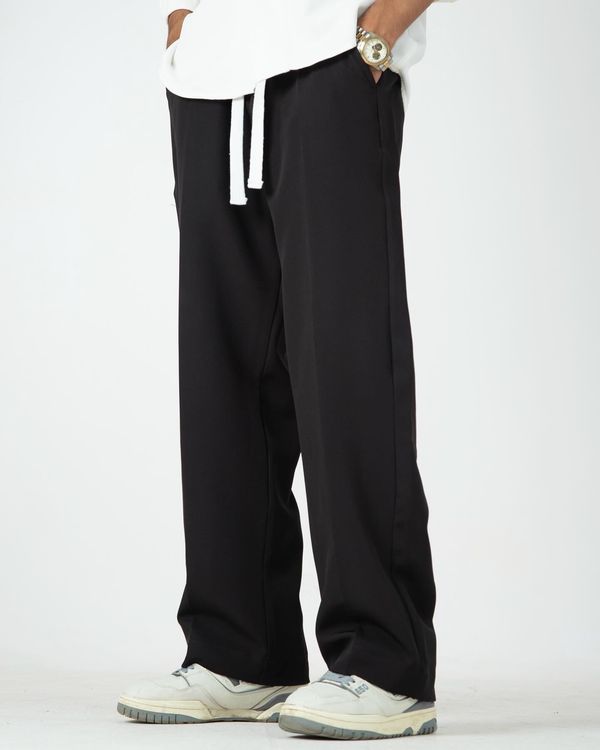 BLACK BAGGY FITTED TROUSER