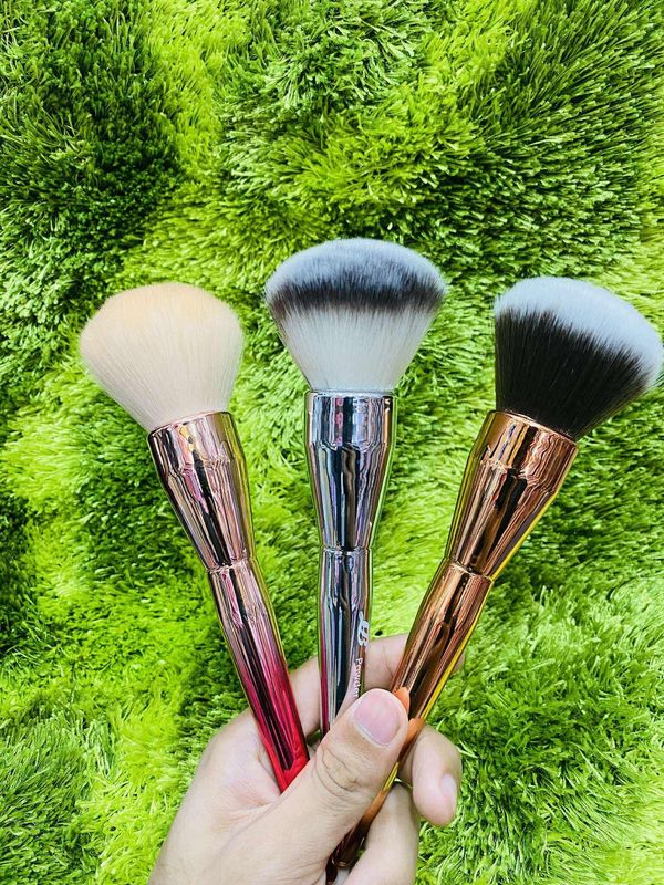 powder brush 1 piece - Image 2