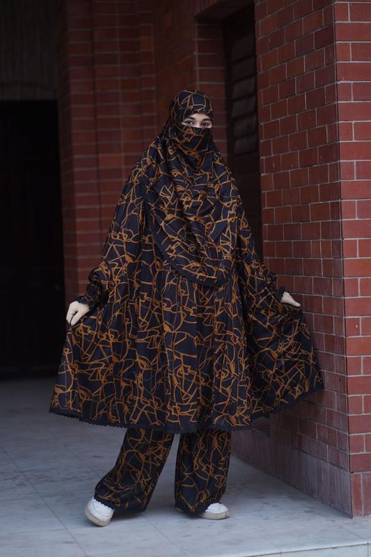 প্রিন্ট শট খিমার সেট (Printed Short Khimar Set)